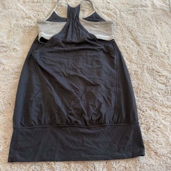 Lululemon Black Racerback Athletic‎ Tank Top built in Bra Gym Outdoor Size S - Picture 5 of 9